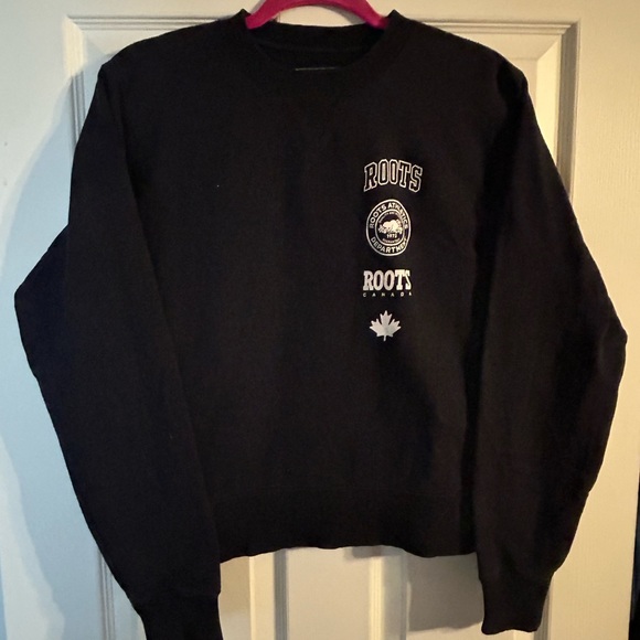 Navy Roots Crewneck - Picture 1 of 3